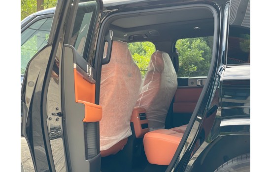 Leopard 7 Ultra 2025